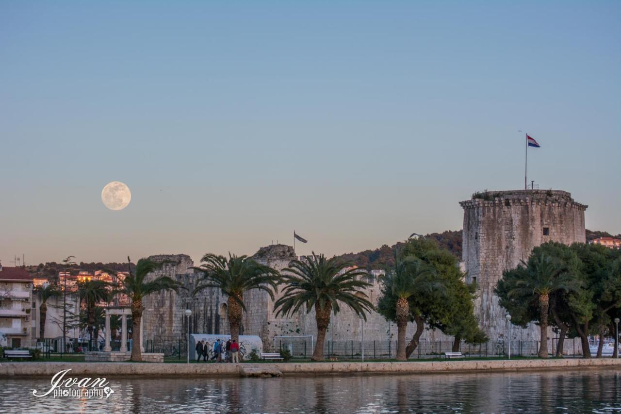 Villa Tonina Trogir Exterior foto